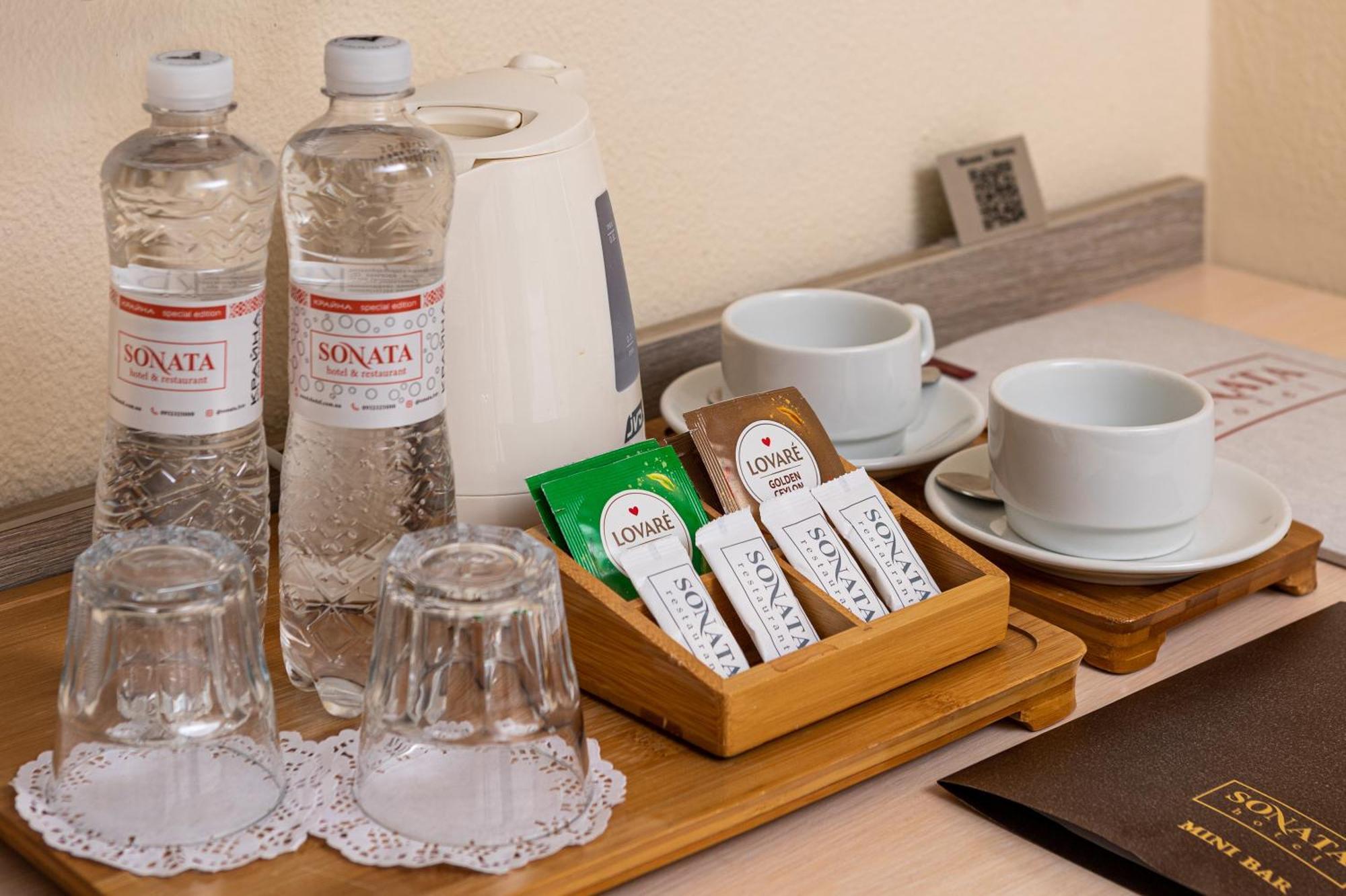 Sonata Hotel & Restaurant "Готель Соната" Lviv Værelse billede
